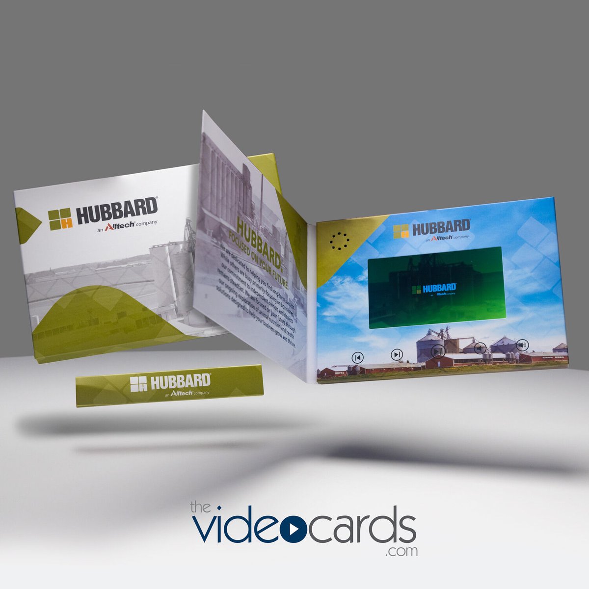 TheVideoCards's tweet photo. Video brochures allow you to tell your story and establish a connection with prospective customers in a way no other medium allows. Pictured is our 7"x5" softcover brochure with a 4.5" screen and a custom mailing box. 
#videobox #videobrochure #videomarketing https://t.co/4RUQwK3cjC