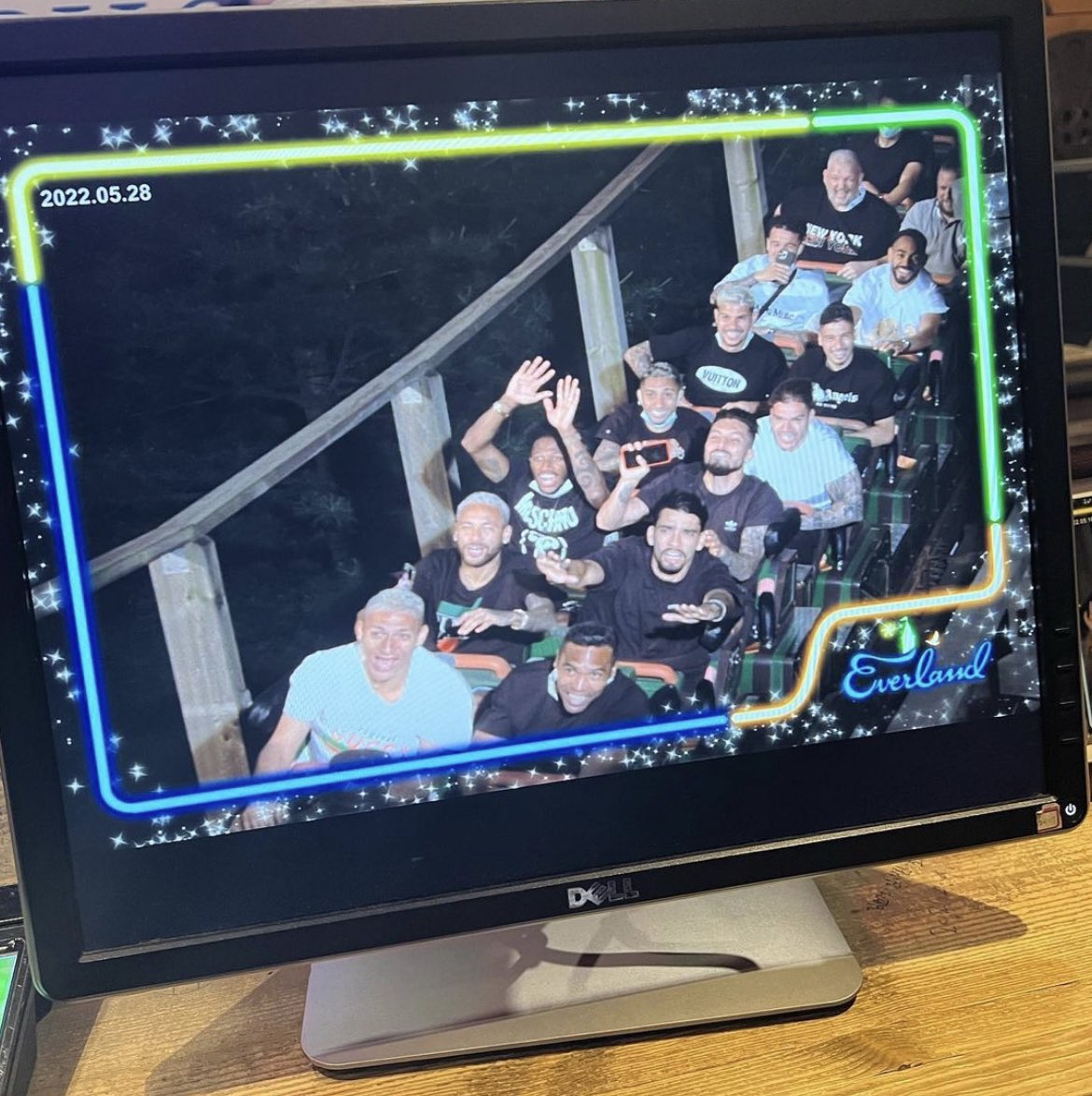 JoeDonnohue's tweet image. Raphinha, Richarlison, Neymar, Martinelli, Bruno Guimarães, Coutinho, Fred, Ederson, Paqueta and co at Disneyland South Korea - because why not.