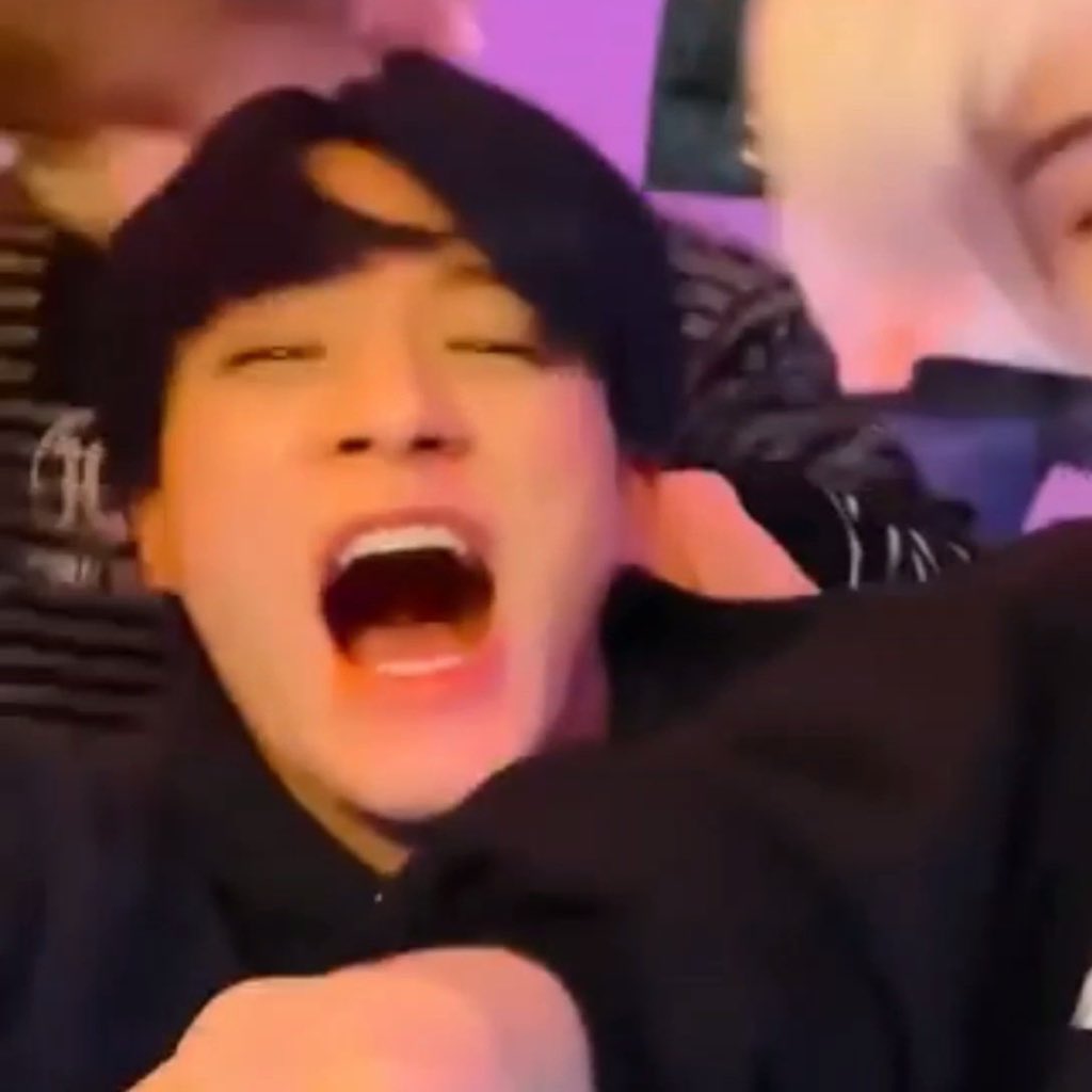 มีมน่อเรียกแม๊!!!!!!!! เร้วววววว!!!!!!!