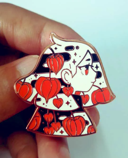 got some sample pictures of new pins from manu👀✨ 