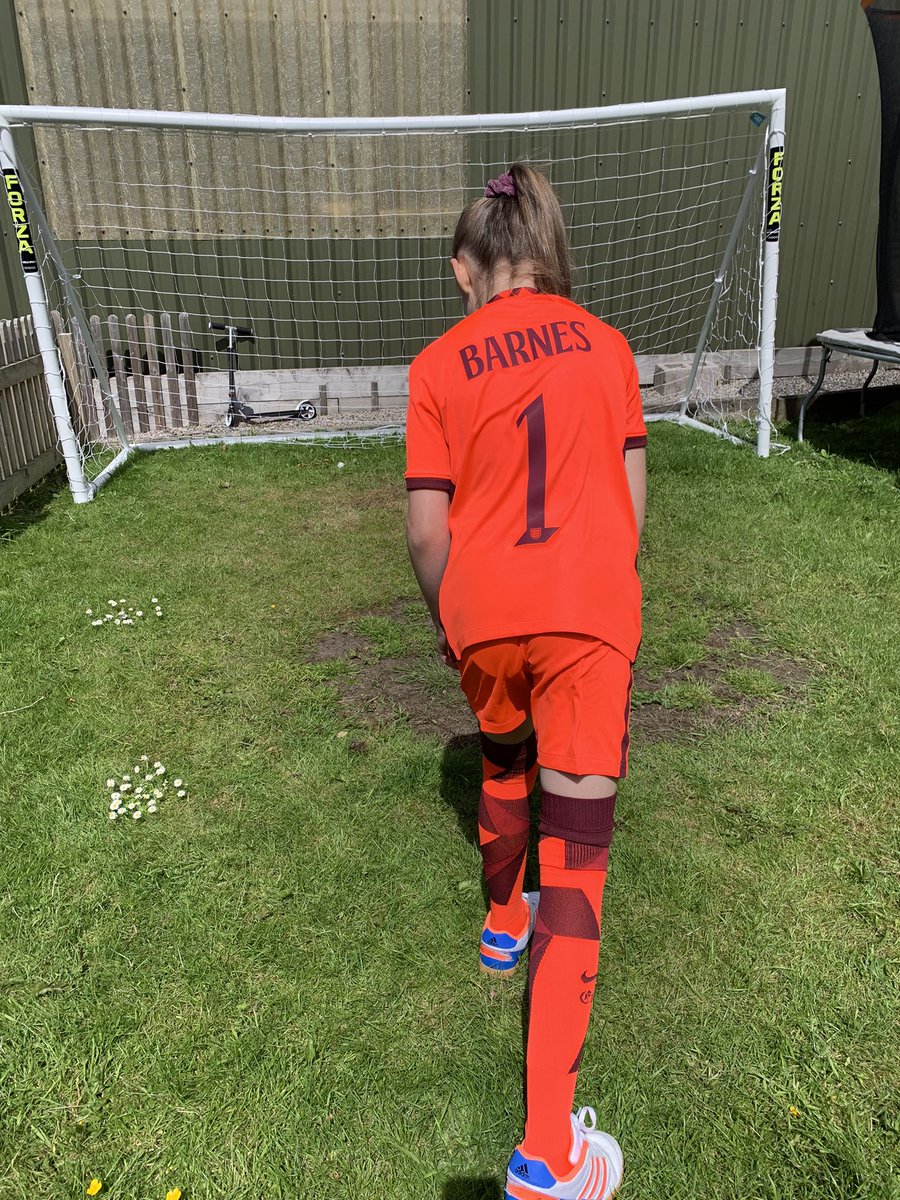 cheeseylaurab's tweet photo. One very happy girl this morning! @Lionesses #newkit #euro2022 #goalie https://t.co/i6T41L5PiL