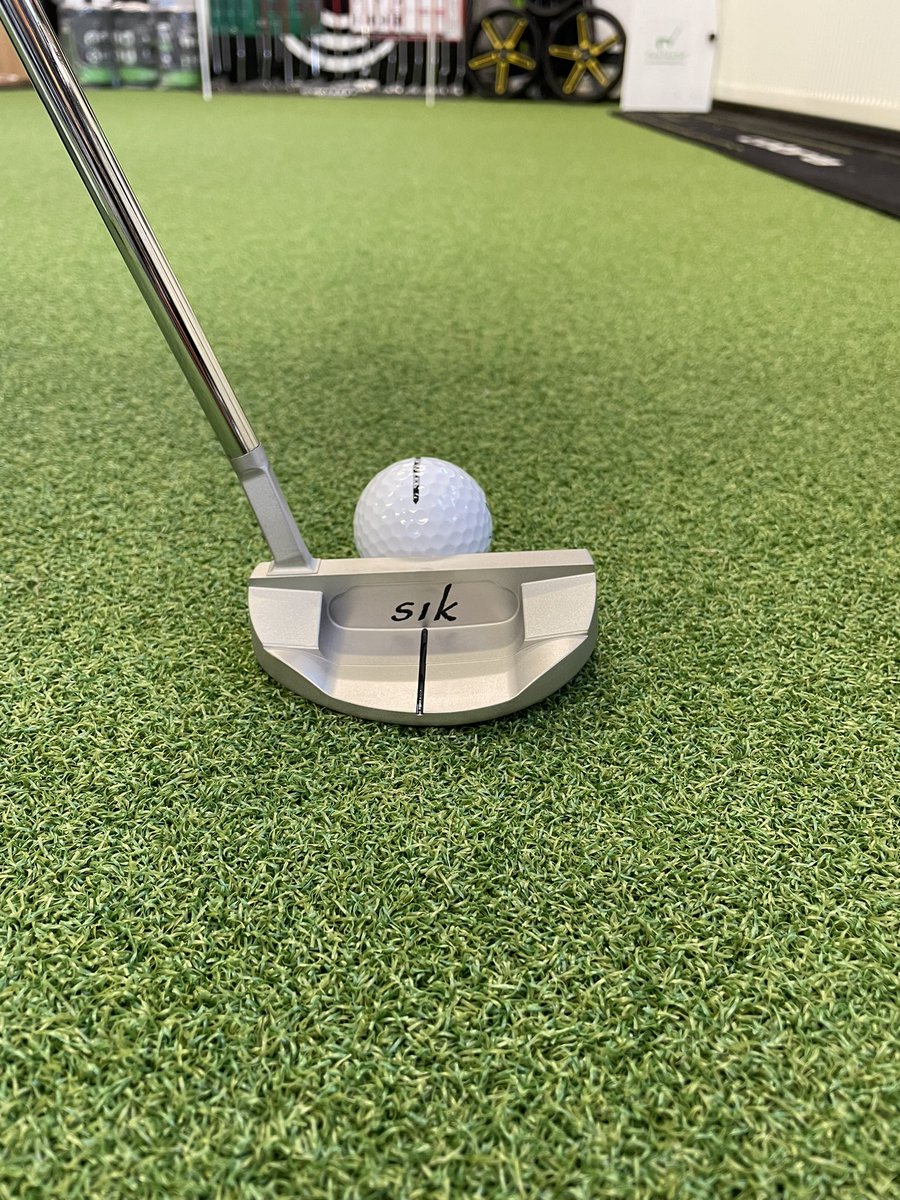 R1Ridsdale's tweet photo. @WragBarnProShop @SikGolf @WragBarn @WragBarnMens @sikgolftour 🚨 🚨🚨lots of testing of our new @sikputters fitting kit on our indoor @HuxleyGolf putting green today as just arrived instore, lots of milled head shapes and shaft necks to optimise your putter fitting with us @WragBarn #wefitforyourgame 👍👍✅✅ https://t.co/4wN6SIptb3