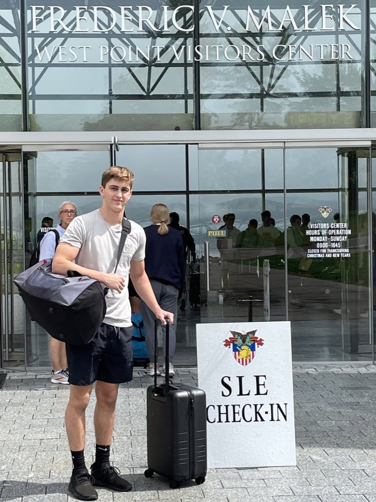 katelynholt_0's tweet photo. Just dropped my brother, @BradenHolt23, off at @WestPoint_USMA for the Summer Leadership Experience.  Now it’s time to play some soccer at #ECNLNJ! https://t.co/VpUpu4DK9x