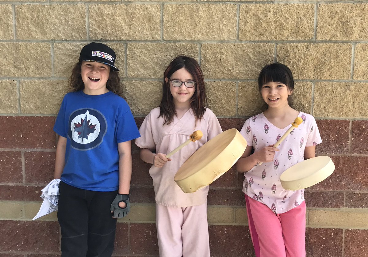 Milnekip's tweet photo. Our new drums made by Knowledge Keeper, Kevin Koroscil, bring us joy and fill our hearts as we sing the Water Song and the Grandmother Song 🦅❤️ @LifeAtSSES https://t.co/Bot7wzdqLC