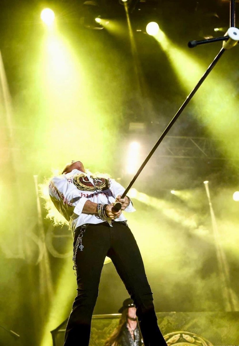 MickHutsonPhoto tweet media