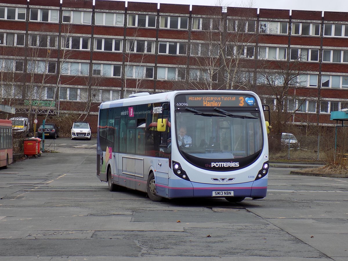 The2002BusGroup's tweet image. Seen at Crewe Bus Station is #FirstPotteries Wright Streetlite SM13 NBN on route 3 to Hanley