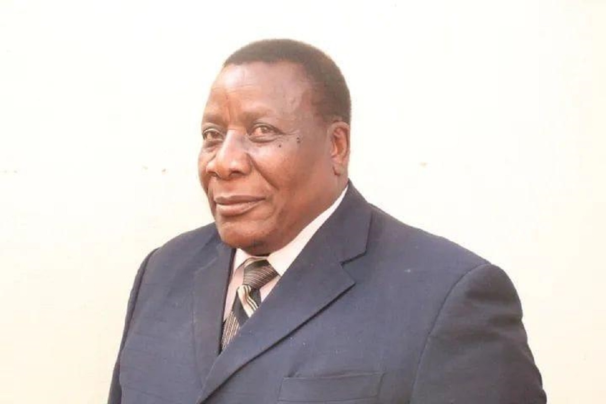 mygokwe's tweet photo. Sad day for the Gokwe Kabuyuni Constituency. What will happen to Chitekete business community and its politics?  #Chikomba #ChikombaDies #GokweKabuyuni

https://t.co/KbfBesht1q https://t.co/NsY4dAYxGe