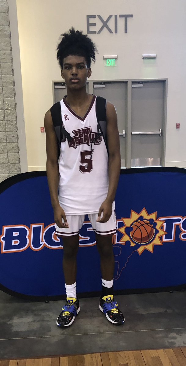 BigShotsGlobal's tweet image. 16U
Boys Championship 
FABO Running Rebels- 36
Team Assault 2024- 58

MVP #5 Chris 15pts