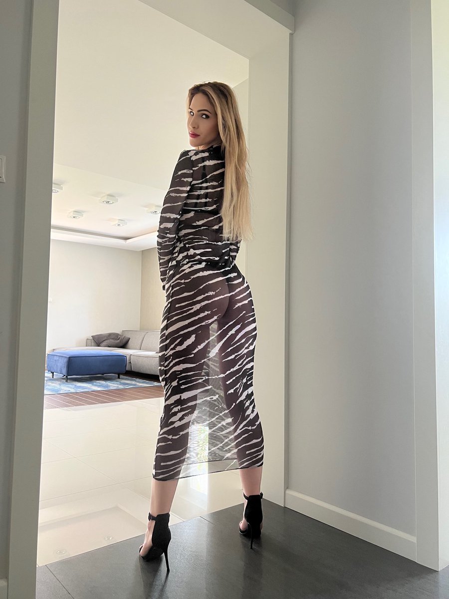 Hot or not? 🍑 Polishgirl_in_heels @gosia71828476