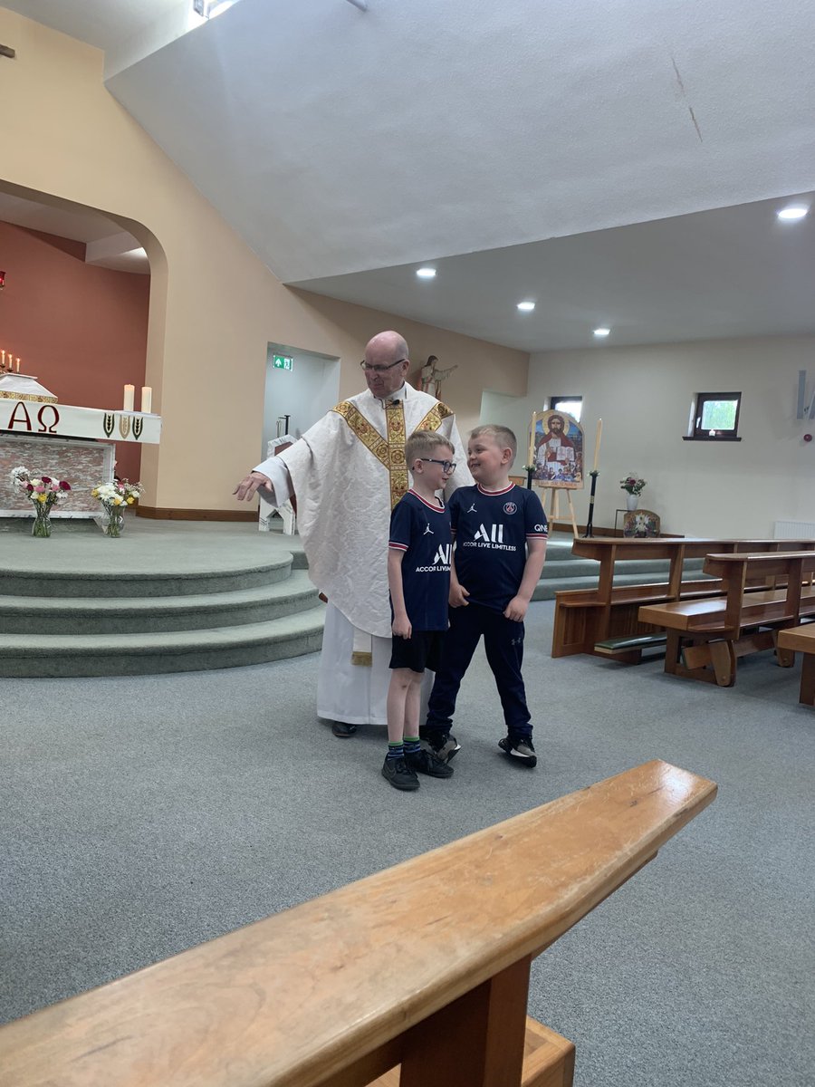 The children enjoyed their Liturgy tonight. Orla was showing us her medals she won at Irish Dancing. Well done Orla.<a href="/StDavids4/">St David's PS & NC</a> <a href="/CamillaMinnis/">Camilla Minnis</a>