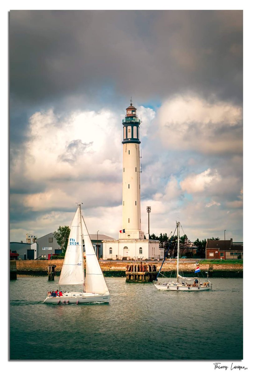 Dunkerque : Phare du Risban

#dunkerque #dunkirk #visitdunkerque #objectifopale