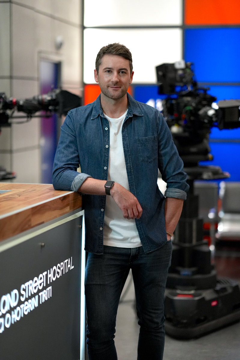 #ShortlandStreet30 director @emmettskilton joins <a href="/melhomer/">Melanie Homer</a> on <a href="/TodayFM_nz/">Today FM</a> breakfast this morning. Don’t miss it 😍🎬