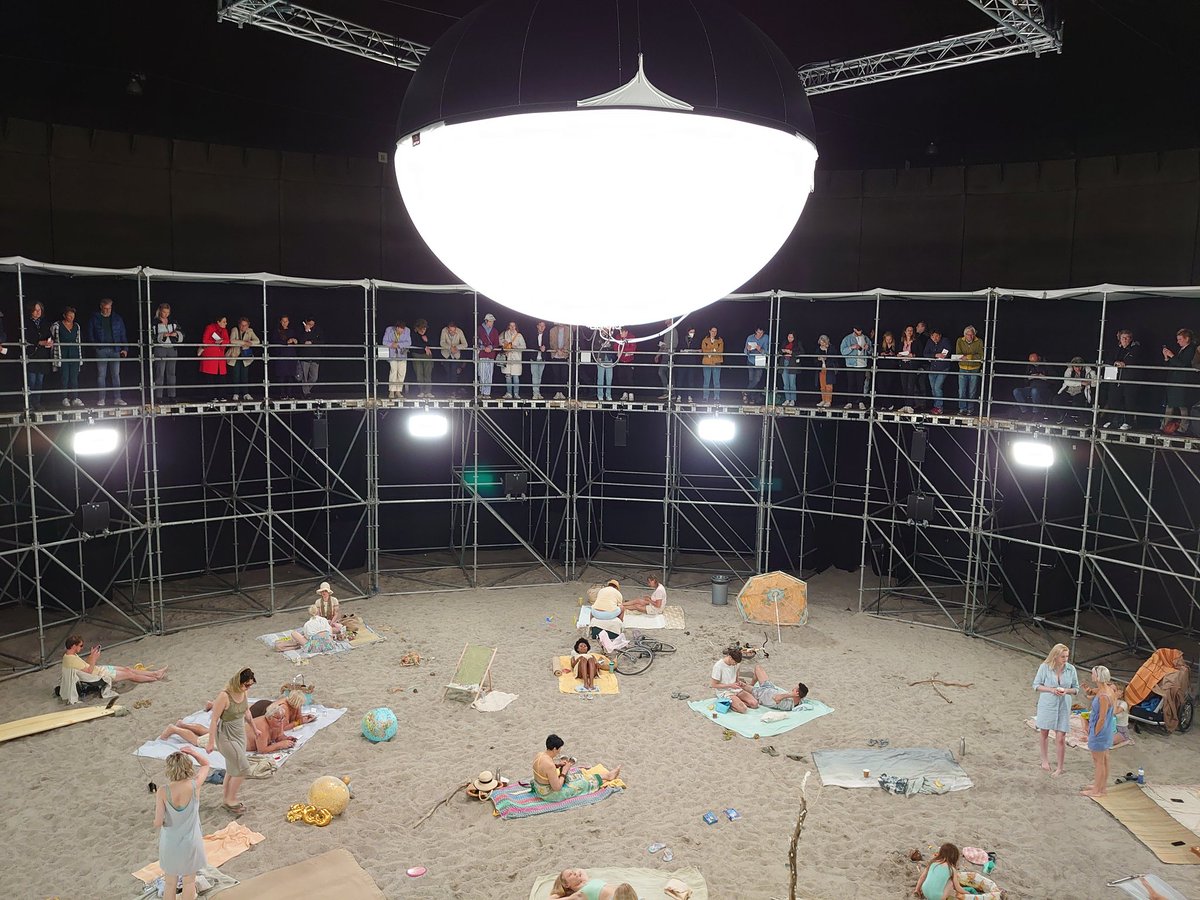 The internationally acclaimed award-winning opera performance Sun &amp; Sea, by the Lithuanian artists Rugilė Barzdžiukaitė, Vaiva Grainytė, and Lina Lapelytė.
@ Ferro for O.Rotterdam