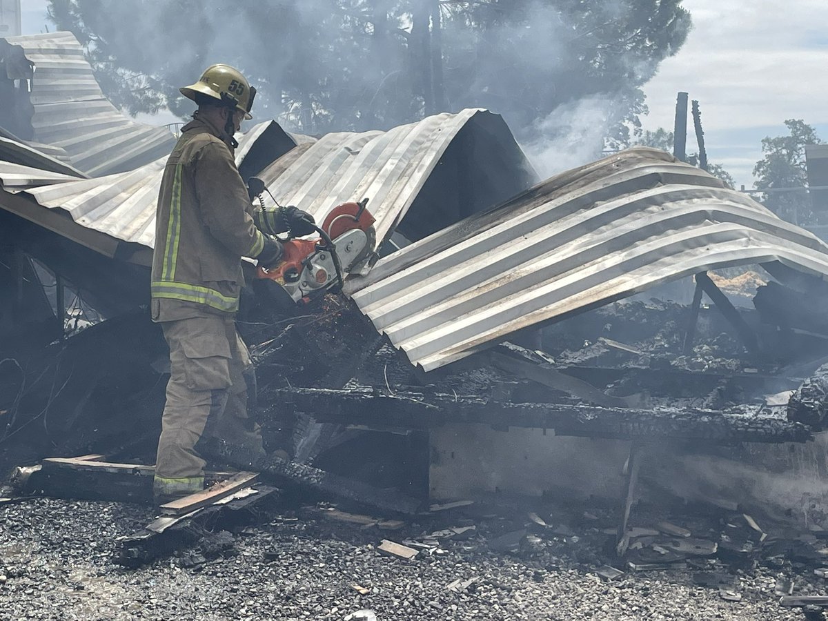 CALFIRE_ButteCo's tweet photo. #TennesseeFire [update] Firefighters continue salvage and overhaul operations. Some resources are being released, the rest will remain at scene another hour. https://t.co/vWk3DSYGiI