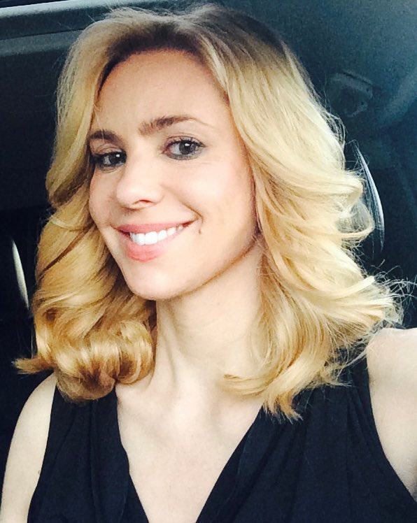 Olivia d'Abo tweet media