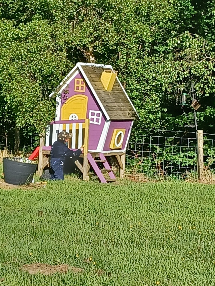 cledanvalley's tweet photo. Beautiful day for some maintenance work by the junior crew whilst the senior crew got on with the big projects! https://t.co/Syb2XOvcVe