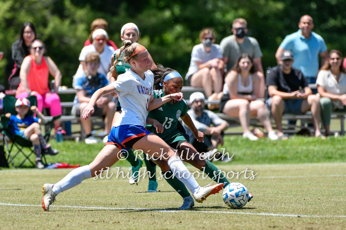 RickyRick_Photo's tweet photo. 2022-05-28 Congratulations to Whitfield as the defeat Valley Park in the Class 1 quarterfinals.  

#soccer #stlprep #girls #stlhs #whitfield #valleypark #vp https://t.co/gwt7k4SCxX