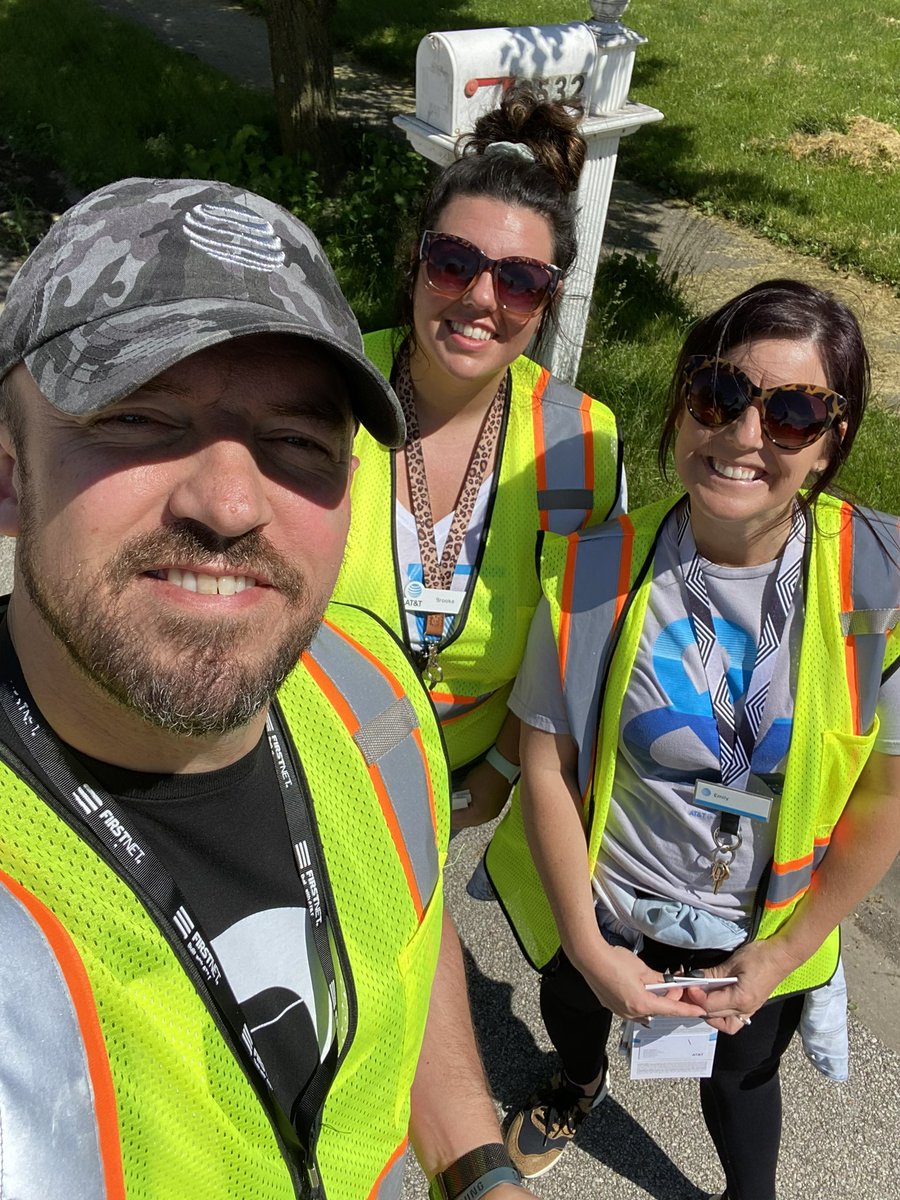 Eli Bodwell (@bodwelleli) on Twitter photo The Bash getting outside the 4 walls on this beautiful Memorial Day weekend! Events work! Thank you to John Burnside for helping us out!
#MakingWaves <a href="/GreaterLakesMkt/">Greater Lakes Market π</a> <a href="/TomMonahan10/">Tom Monahan</a> @joe_boxer44 <a href="/HammockJill/">Jill Hammock</a> The Bash getting outside the 4 walls on this beautiful Memorial Day weekend! Events work! Thank you to John Burnside for helping us out!
#MakingWaves <a href="/GreaterLakesMkt/">Greater Lakes Market π</a> <a href="/TomMonahan10/">Tom Monahan</a> @joe_boxer44 <a href="/HammockJill/">Jill Hammock</a>