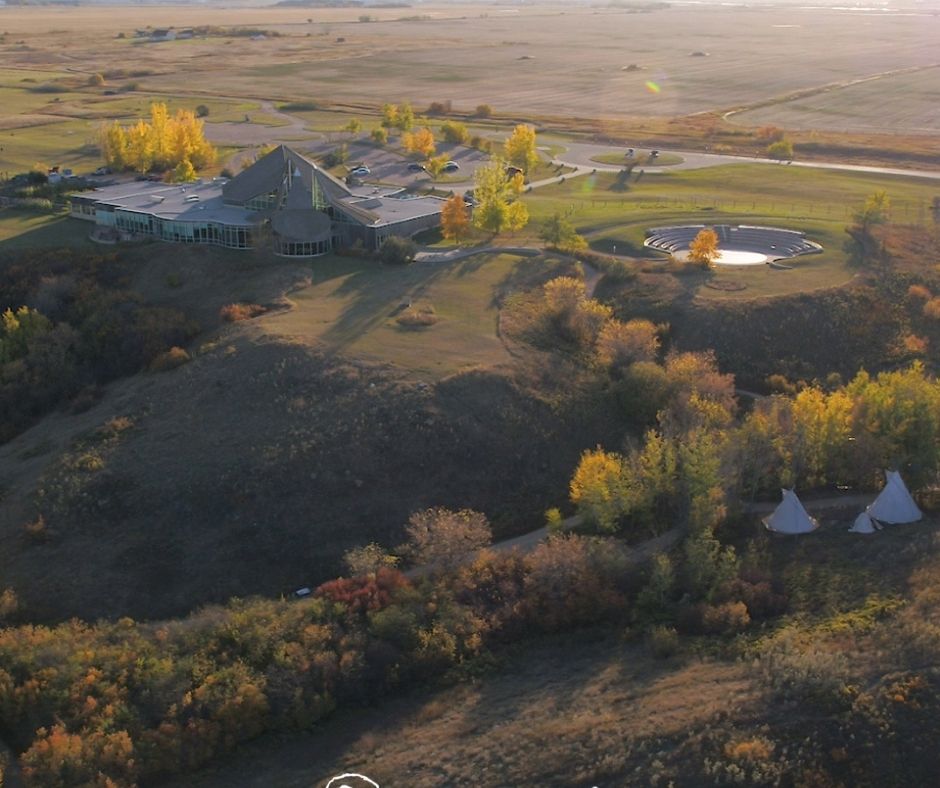 TravelReportMX's tweet photo. Wanuskewin Heritage Park es el lugar perfecto para admirar la naturaleza y aprender sobre el arte, la historia y la cultura de las primeras naciones en Saskatchewan. @DestinationCAN @Saskatchewan #ExploreCAN #CanadaisOpen #ExploreSask https://t.co/1C4NmTepPK