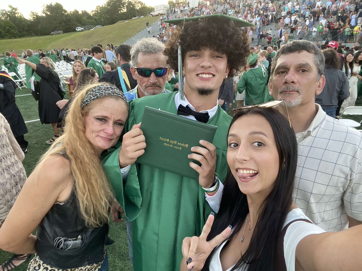 TomFrechette2's tweet photo. First one in my family to graduate…MU next😤 https://t.co/GSeNxZdxqX