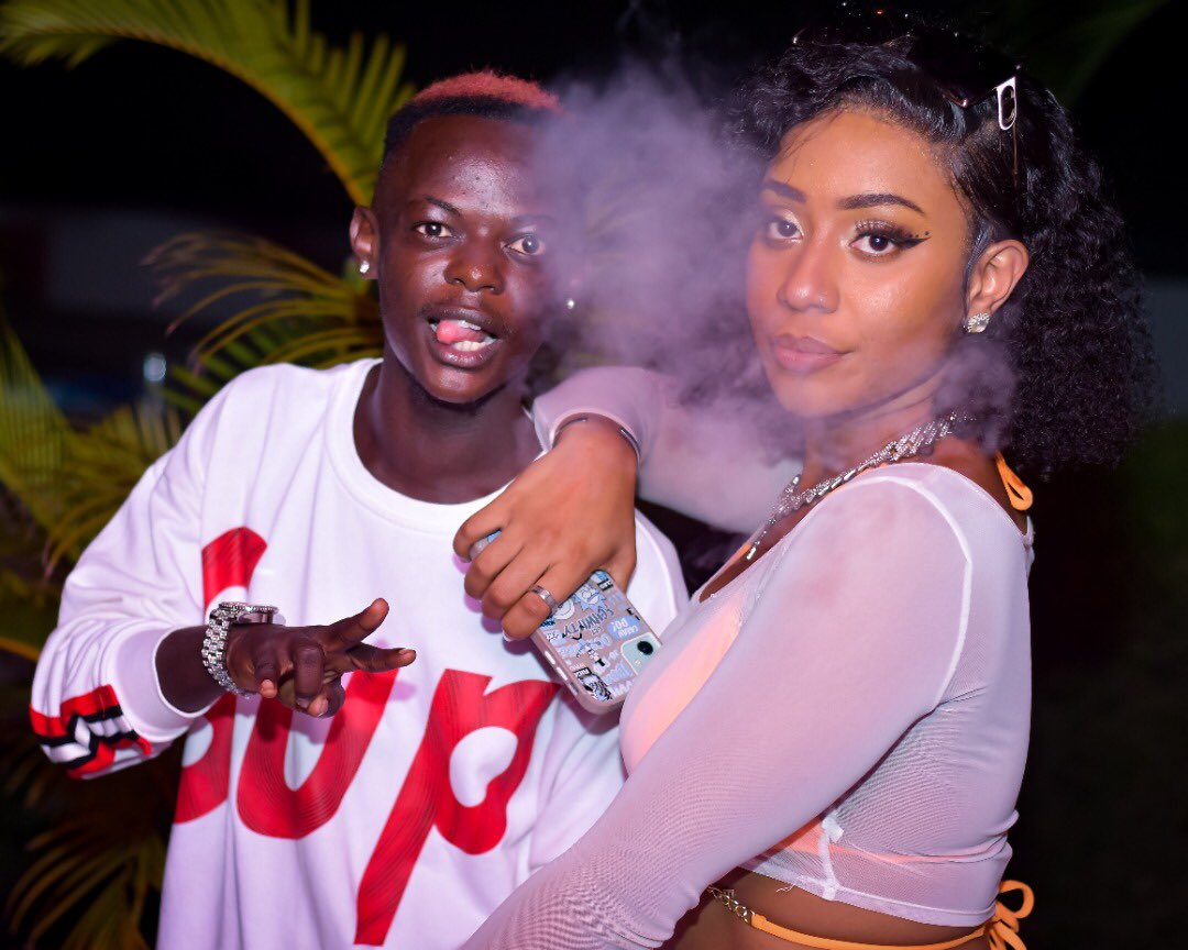 nbstv's tweet photo. The #NBSKatchUp geng is up to turn up the building. 

It’s vibes on vibes at the #WhitePoolParty. 

Hosted by @mccasmir 

#NBSUpdates https://t.co/eXRNr3F2VY