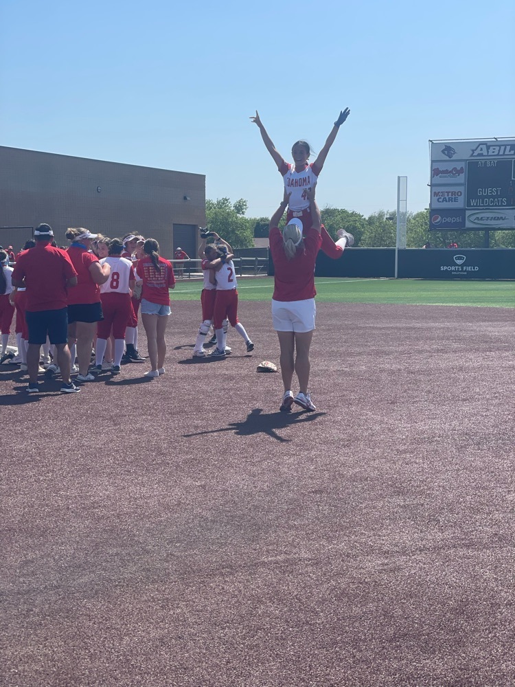 CISDBulldogs's tweet photo. STATE BOUND!!!!! https://t.co/E7mQs3fhkO