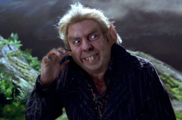 PotterDicas's tweet photo. Se o Bichento, o gato da Hermione, tivesse conseguido capturar Perebas ( Pedro Pettigrew ) Fred, Sirius, Lupin e outros, teriam se livrado da morte e Lorde Voldemort não teria retornado. https://t.co/Ks4Bhh9ies