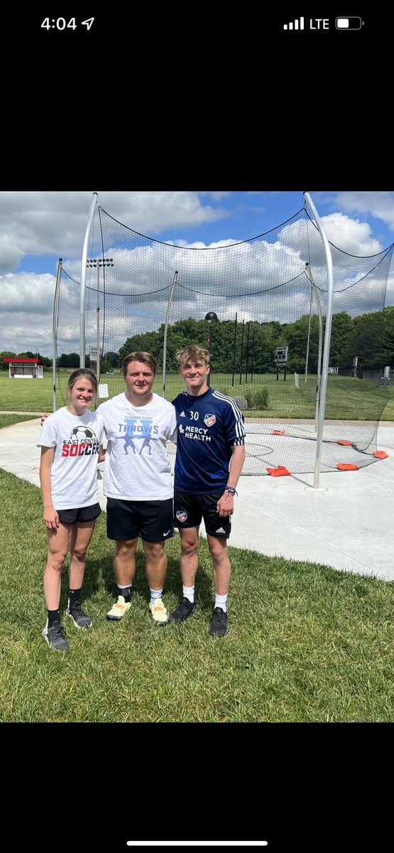 leothemax90's tweet photo. I love having other hard-working Trojans in my corner, thanks for your support today @ErikaWells_22 @austinwells_30 https://t.co/pjbvUSZXDz