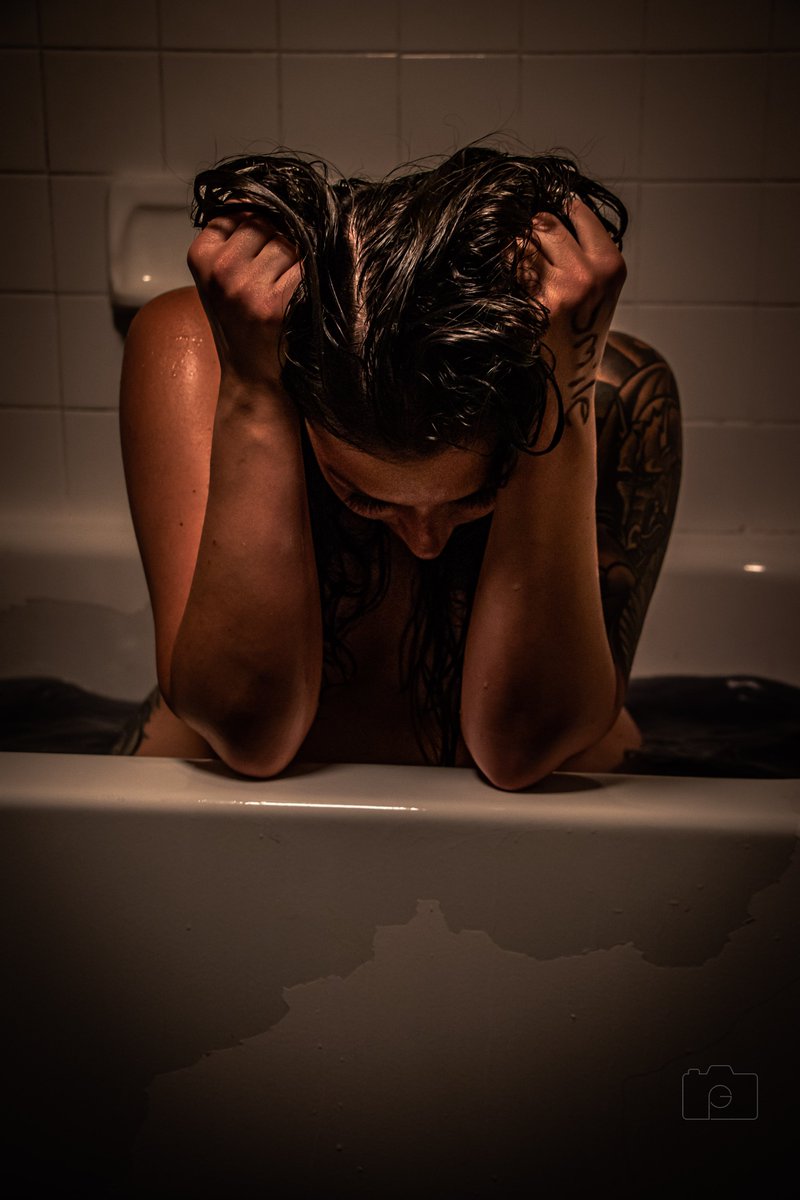 GritPhotographs's tweet photo. As we end #MentalHealthAwarenessMonth I had an incredible shoot with a friend of mine highlighting often what's hiding just underneath
#mentalhealth #depression #anxiety #sucide #help #suicideprevention #sheddinglight #skindeep #awareness https://t.co/YcDlOO0KI7
