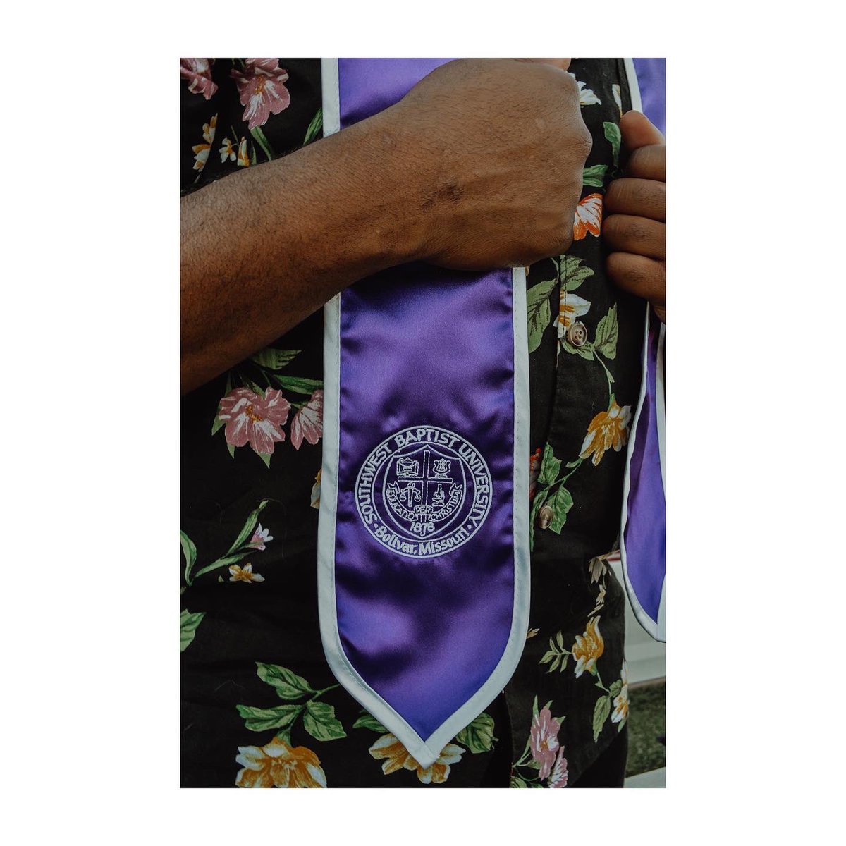 EricKnightInc's tweet photo. I was patient. I persevered. I did it. SBU was my home for 5 years, and a small piece of me will always be here. 

Keep going. 
“Run your race.”
B.S. Physics with Engineering ✌🏾 https://t.co/wiyEQIHLeU