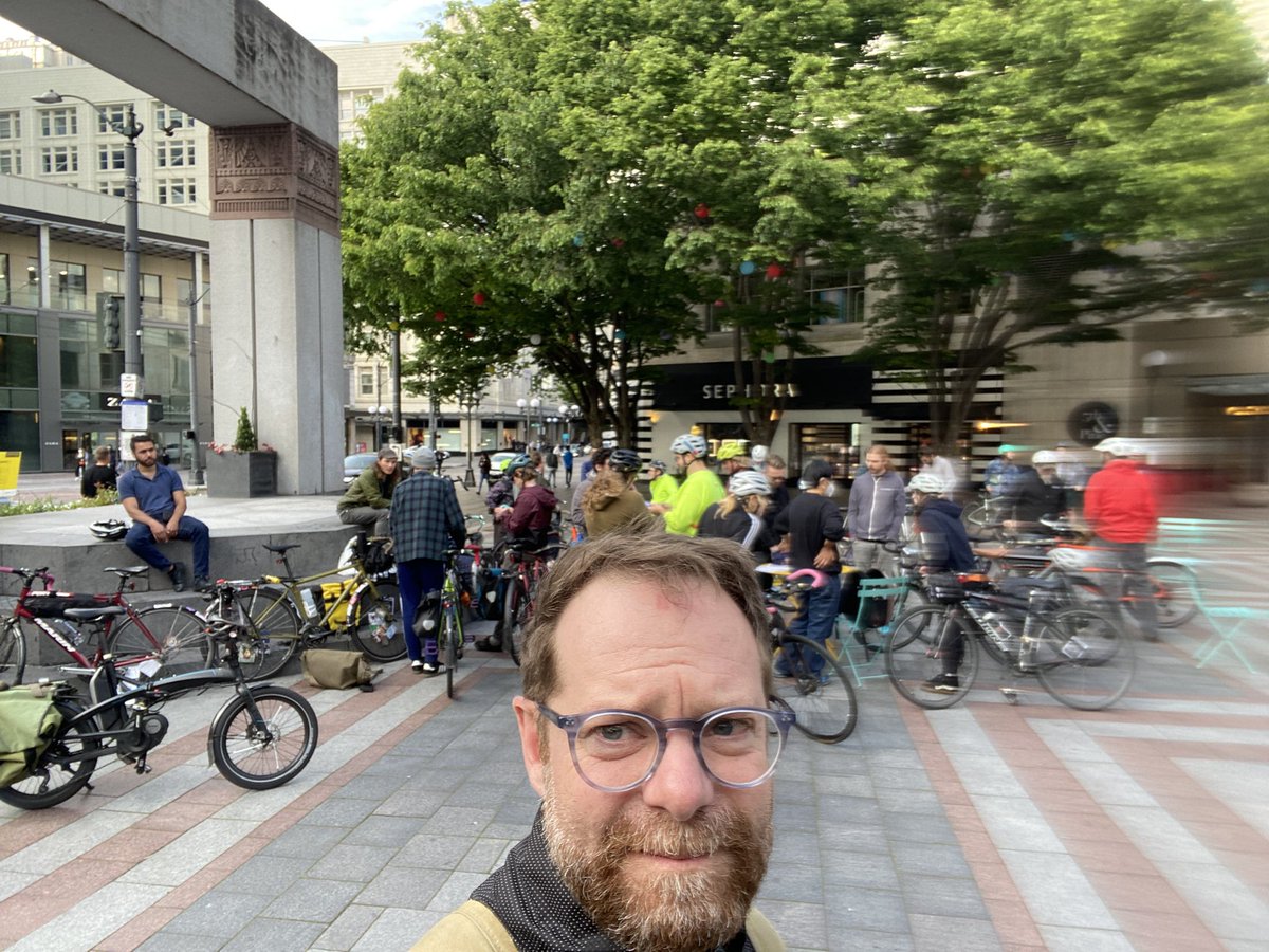 Greetings to @CriticalMassNbi from Critical Mass Seattle. We are fighting the same battle to stop people dying unnecessarily.