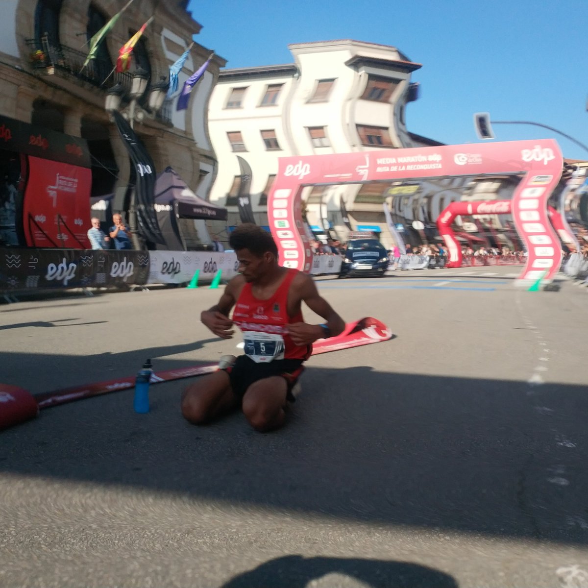 RutaReconquista's tweet photo. ¡Redouan Nouini, vencedor de la 34° Media Maratón Ruta de la Reconquista! https://t.co/Vj94YBrlzP