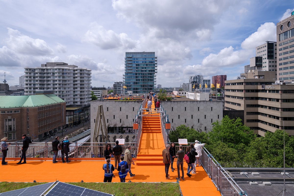 Rotterdam Rooftop Walk Designed by MVRDV Opened to Public
visuall.net/2022/05/28/rot…
<a href="/MVRDV/">MVRDV</a> #architecture #installation #temporary #rooftopwalk #rooftop #Rotterdam #Netherlands