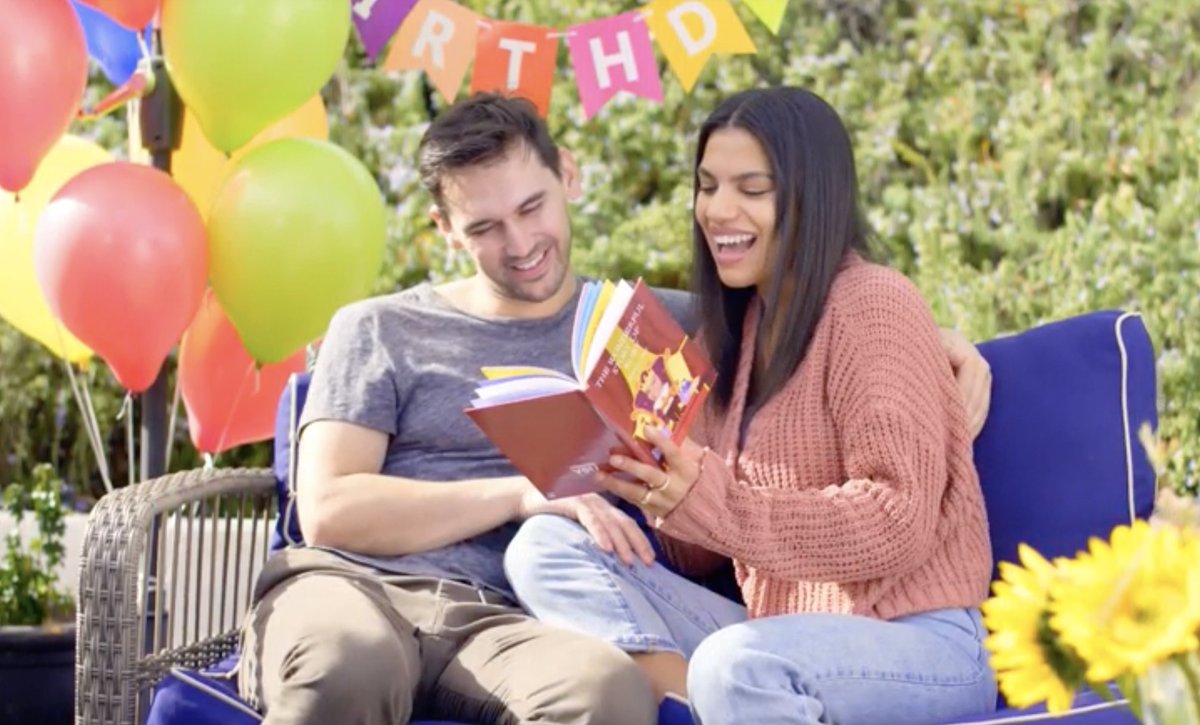 There's nothing better than watching your partner open their Starring You book for the first time! ❤️ Tag us, we love seeing your reactions!