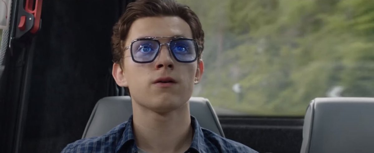 parkersarchive's tweet photo. peter parker in spider-man: far from home (2019) https://t.co/vRkAVB4itQ