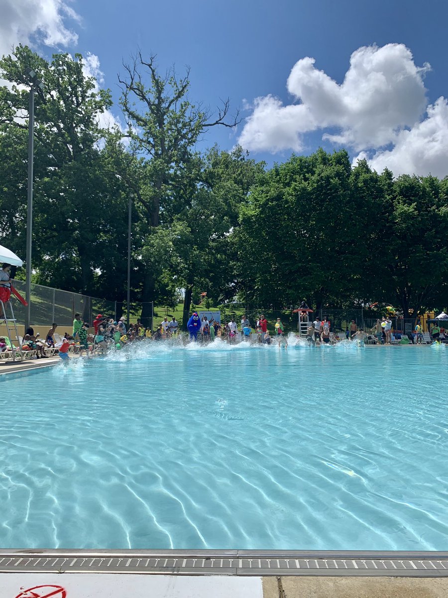 Janeese4DC's tweet photo. To me, the start of pool season means it's officially summer! Excited that we launched pool and spray park season here at #UpshurPool in #Ward4. Thanks @DCDPR! βοΈπ
ICYMI: our DC budget has funding to renovate Upshur Pool in FY23-24, so an even nicer Upshur Pool is on the way! https://t.co/xtx2XByCb6
