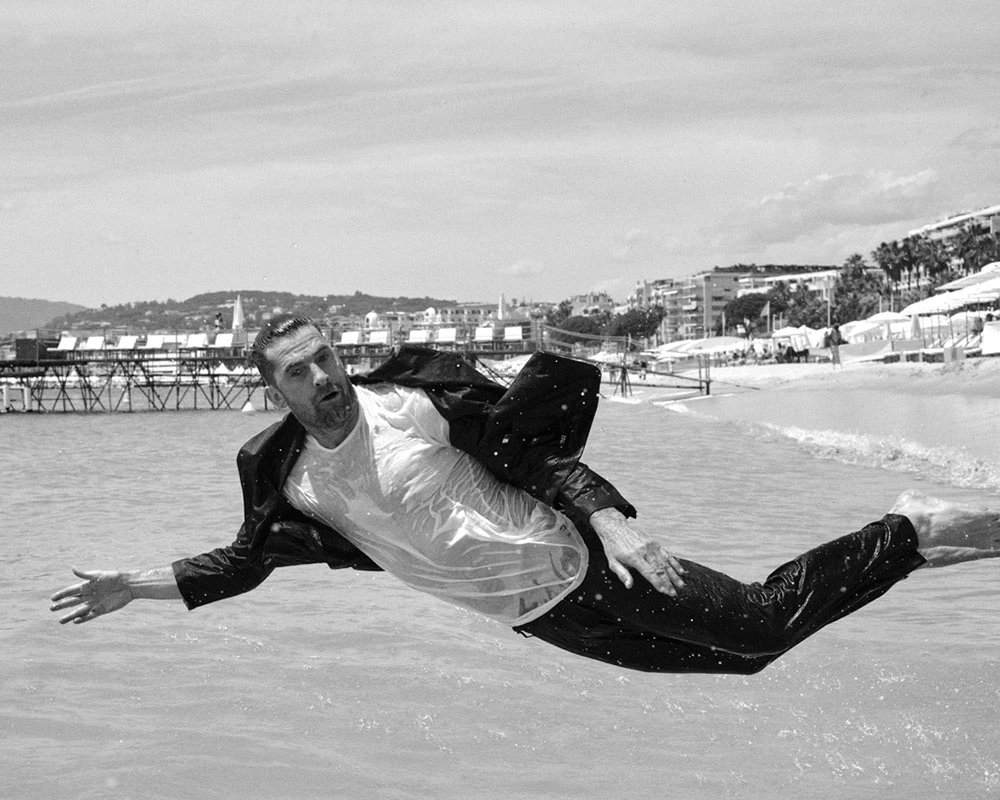 papiyawncom's tweet photo. Scott Speedman by Julian Ungano at Cannes Film Festival 2022 https://t.co/RF2sbh19aU