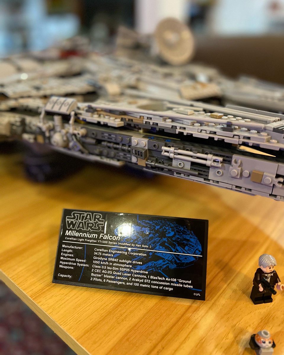 riena44's tweet photo. Finally I have completed the Lego Starwars Millenium Falcon. I am so in loveeeee!! ๐๐
#Legostarwars #Lego #Starwars #Legostarwarsmilleniumfalcon #hobby #legofreak #passion #riena44 #myEM https://t.co/XVerkIcKxV