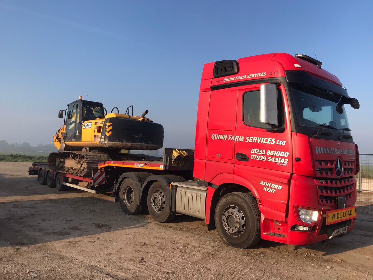 QuinnFarmServ's tweet photo. A few of our recent loads!

#QuinnFarmServices  #haulage #lowloader #lowloaderhaulage https://t.co/nTuhQXhBdF
