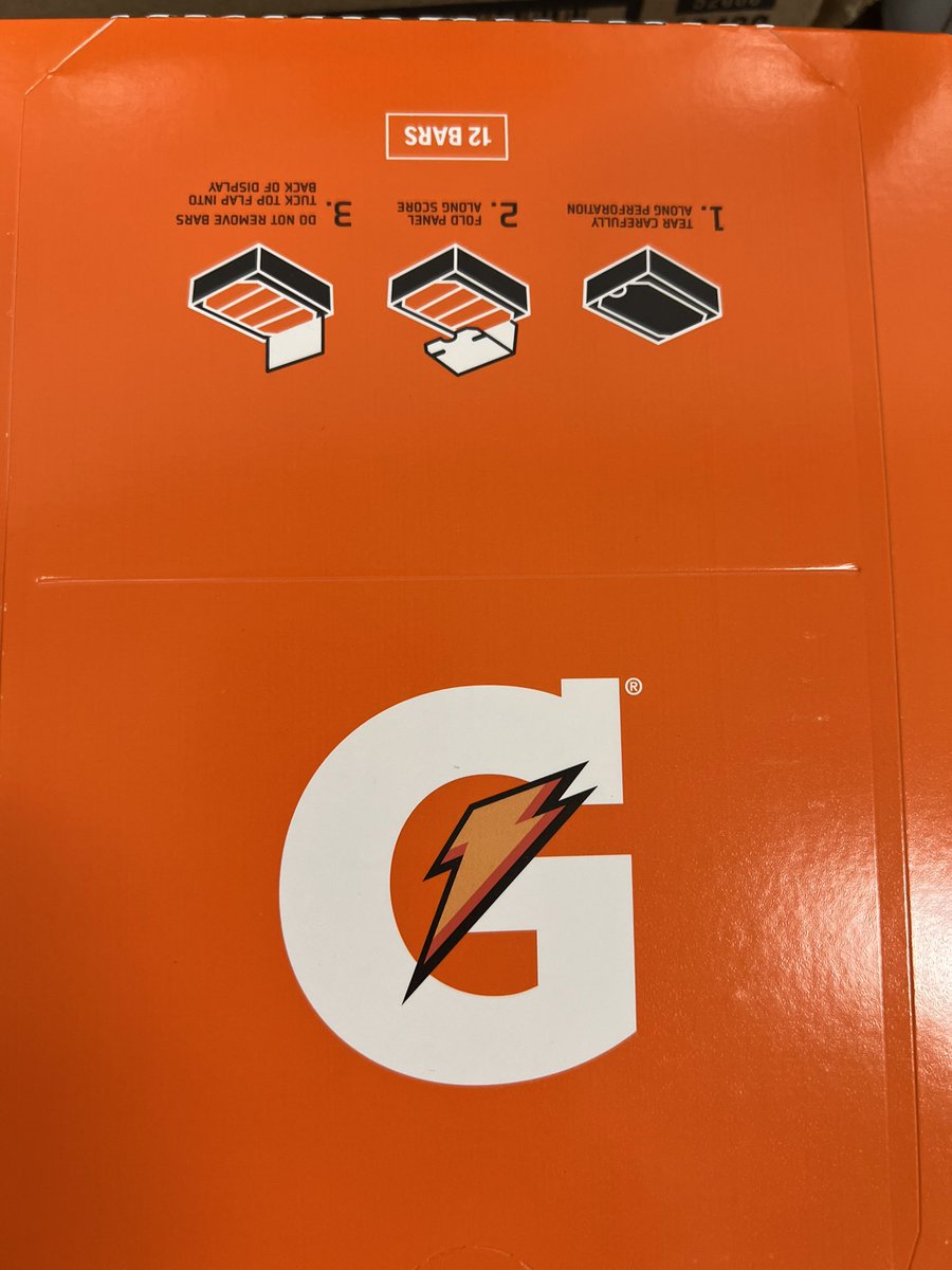 GlendoraHighFB's tweet photo. Shoutout to our booster club for supplying our student athletes with the best stuff after weight room! Who has it better than us?
#bethebest
#whynotglendora
#builtfornovember https://t.co/Sl6FmgQDAx
