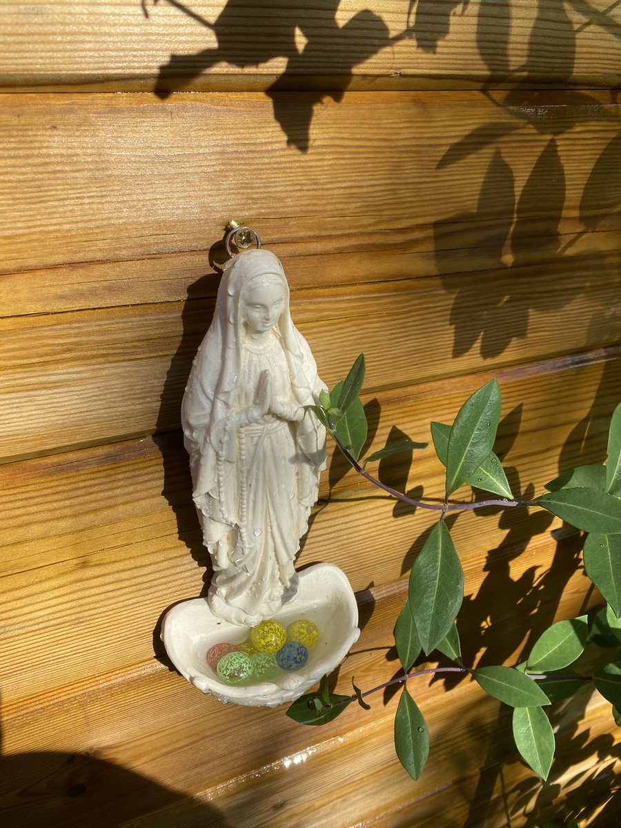 SophieH25306579's tweet photo. Thrifted these two holy water fonts and turned them into a drinking spot for #bees and #butterflies 😇 👼 #bugbar #beefriendly #thrifted #gardening https://t.co/u5PB5EIVip