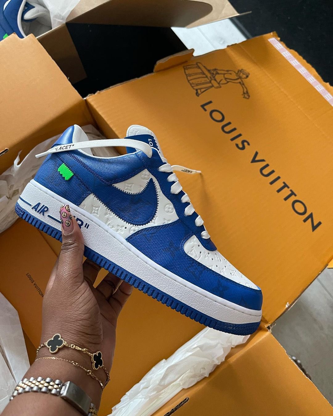 brendandunne on X: Louis Vuitton x Nike Air Force 1s with the Ghanaian  flag on back from Virgil.  / X