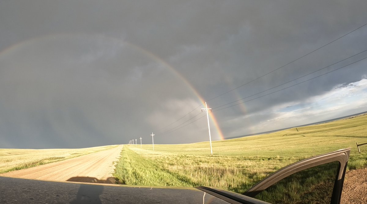 chitownchasers's tweet photo. No tornadic storms yesterday, but some really photogenic storms. 2 of 2 https://t.co/KWJNhbz0uK