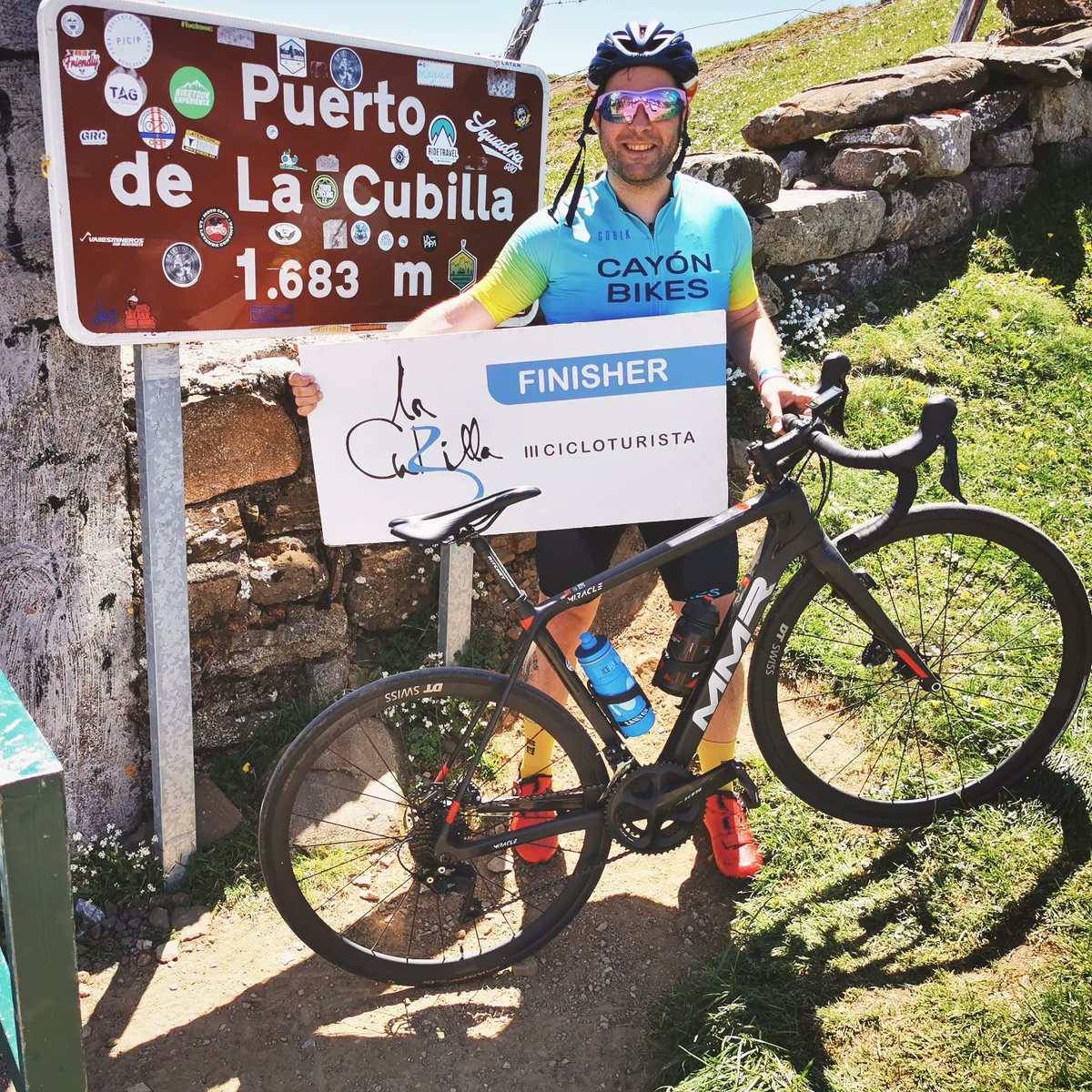 ¡¡No puedo estar más feliz ahora mismo!! Cómo presta pedalear por el Conceyu L.lena 

Enhorabuena a <a href="/ciclolacubilla/">Cicloturista La Cubilla</a> por la organización perfecta de la carrera y es que cuatro calambrazos no iban a evitar que llegara a meta agarrado abajo 😂