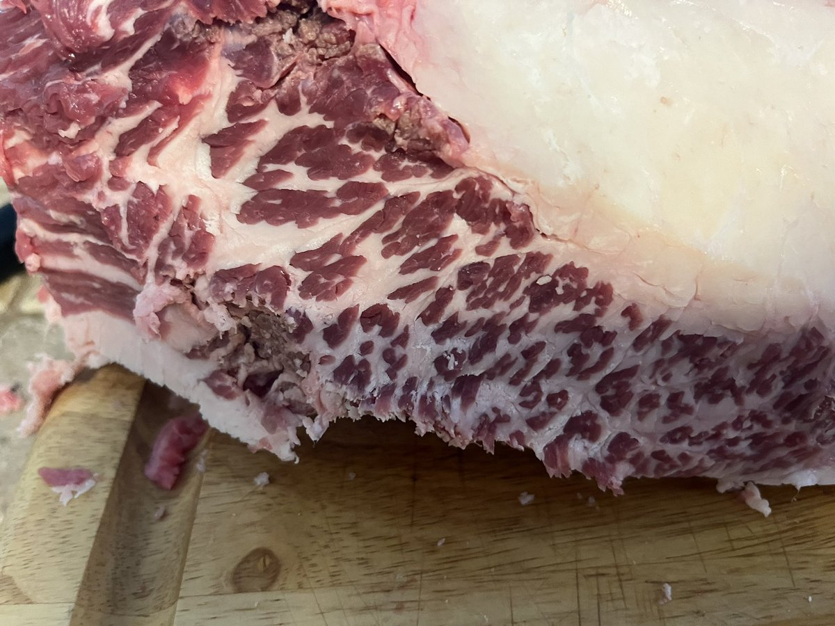 greggdurham's tweet photo. Did a couple of briskets for a friend yesterday.  I let them rest, wrapped in foil, and put them in the freezer. I think he will be happy when he thaws them out! Marbling was out of this World! #bbq. #texasbbq #brisket https://t.co/x6VAgYqbAl