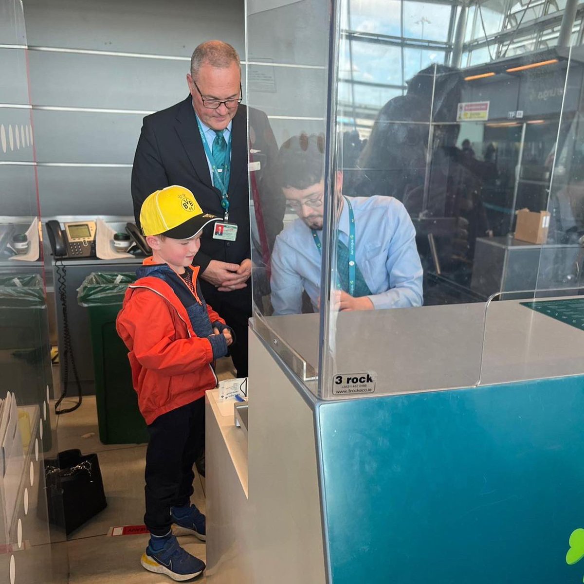 TEAMGAVINGLYNN's tweet photo. Thanks to all the amazing @AerLingus staff for looking after our special passenger Michael and his parents today as they start the journey of a proton therapy in Essen
#teamgavinglynn #charity #childhoodcancer https://t.co/STNOTpYzZu