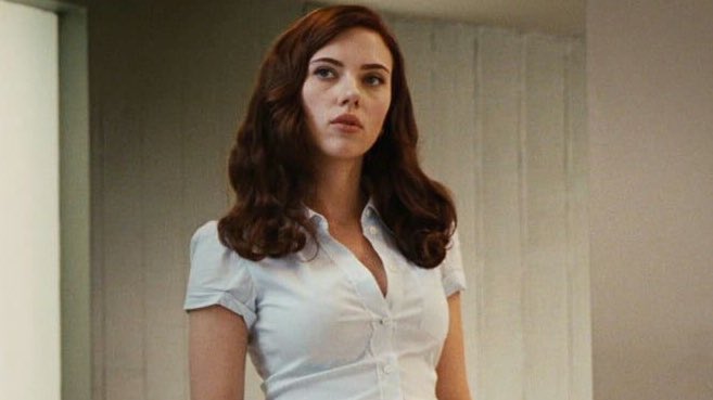 doraemaynat's tweet photo. if dęad? then why so hot ms. natasha romanoff. https://t.co/6SvBXHjq41