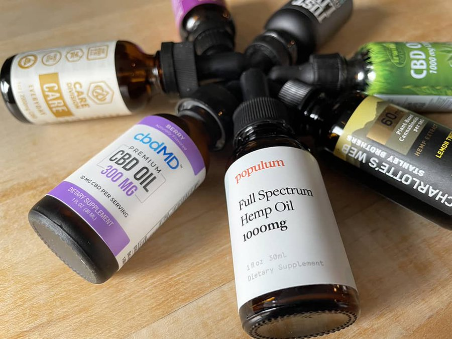 cbdtop10's tweet photo. So many Memorial Day CBD sales!! Check out our deals page for great savings on CBD: https://t.co/kGjxBlRmSW Happy Memorial Day and our thanks to veterans!  #CBD #CBDsales #CBDdeals #memorialdaysales https://t.co/gn99yZAR5O