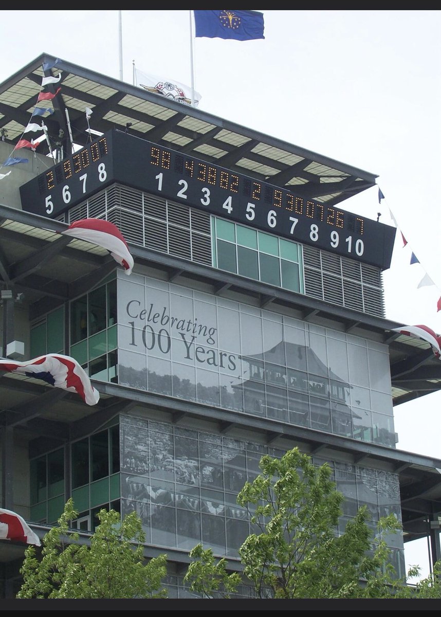 sharonainvegas's tweet photo. Tomorrow, my family & I will travel to Indianapolis to do what we’ve done for 30 years-the world famous Indy 500. It’s our tradition & time for laughing endlessly, tailgating, & performing shenanigans at the track that only we know about! #brothersandsisters #backhomeinIndiana https://t.co/QS71jxJXt1