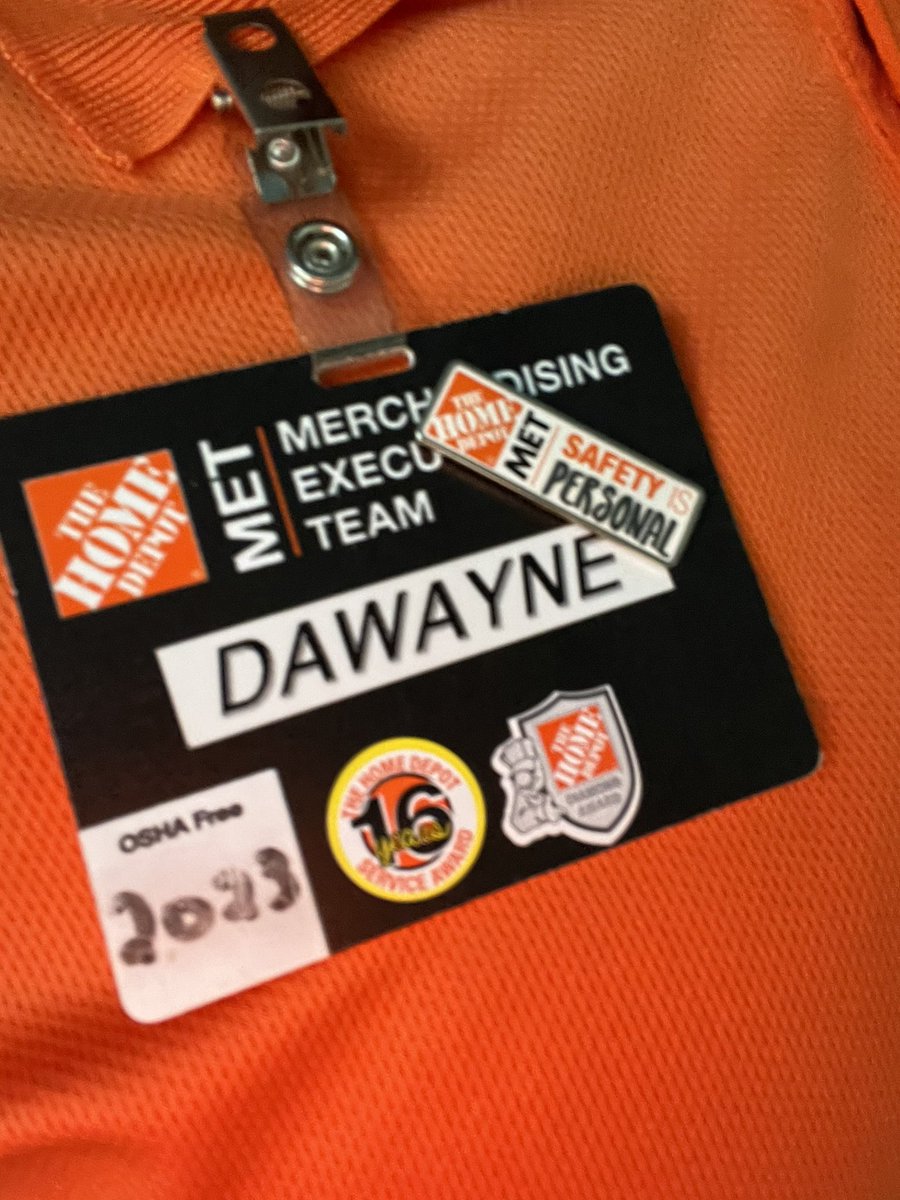 This week I spent a day in the life of a MET associate. If you haven’t dug in to see the challenges your team faces daily, I highly recommend you do. Dress orange, engage, and have fun!  #I❤️MET #DawayneMETchallenge <a href="/RyanLeBlancHD/">Ryan LeBlanc</a> <a href="/deborah_rambo/">🦋Debbie Rambo🦋</a> <a href="/coryeugene1/">Cory Eugene</a> <a href="/jasonmleblanc/">Jason LeBlanc</a>